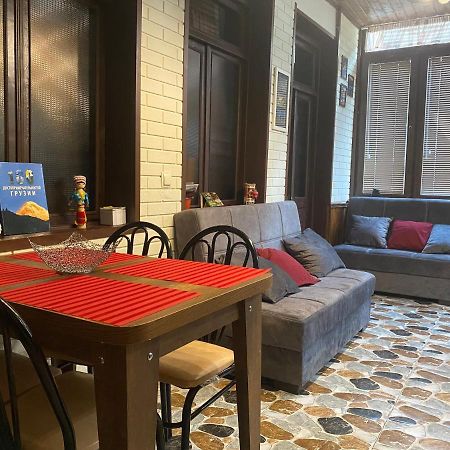 Lovely Apartment Tbilisi ภายนอก รูปภาพ