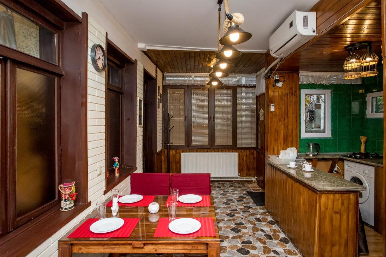 Lovely Apartment Tbilisi ภายนอก รูปภาพ