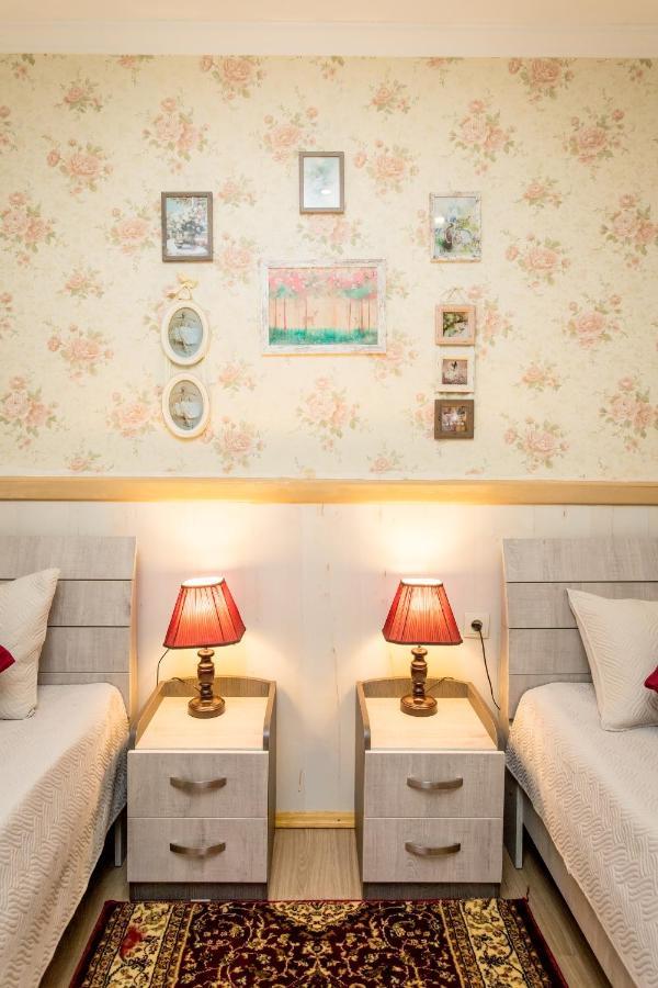 Lovely Apartment Tbilisi ภายนอก รูปภาพ