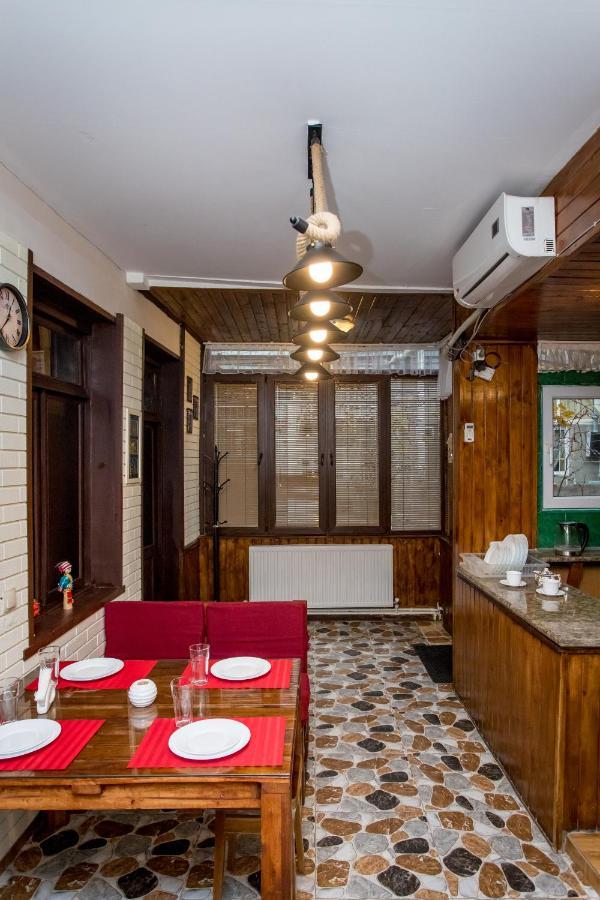 Lovely Apartment Tbilisi ภายนอก รูปภาพ