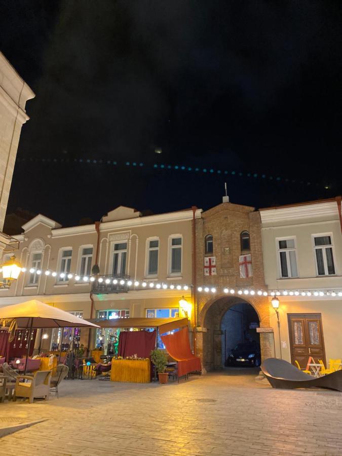 Lovely Apartment Tbilisi ภายนอก รูปภาพ