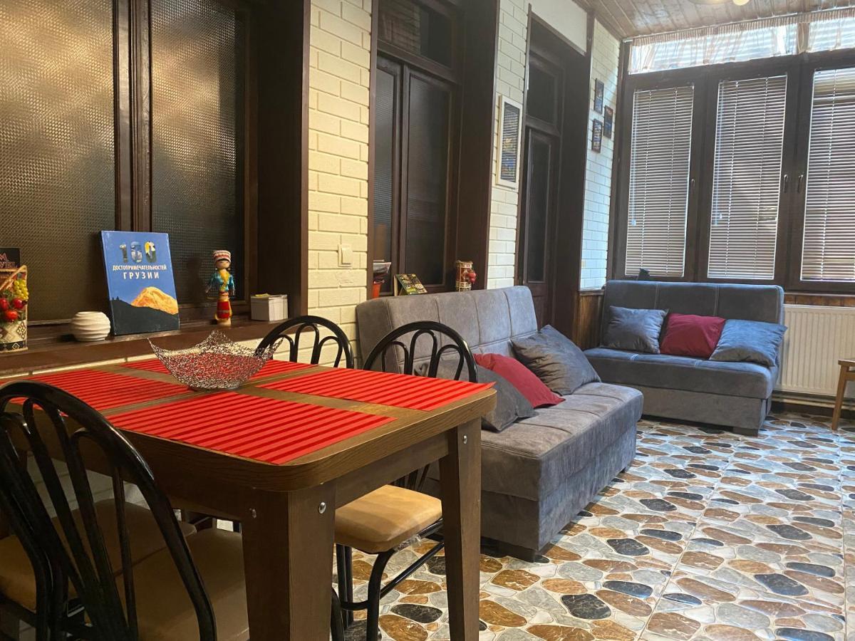 Lovely Apartment Tbilisi ภายนอก รูปภาพ